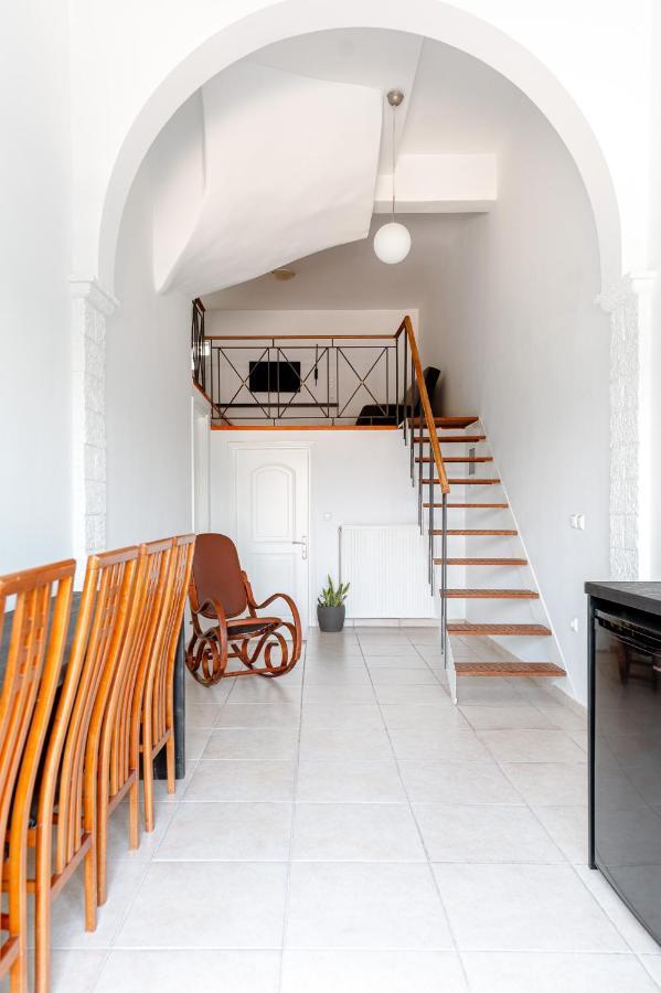 A&D Houses No3 Patras Exterior foto